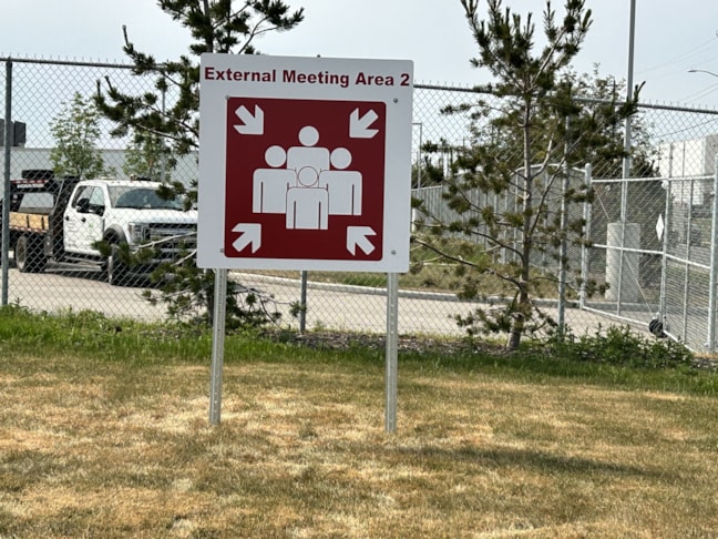 Safety & Regulatory Signs