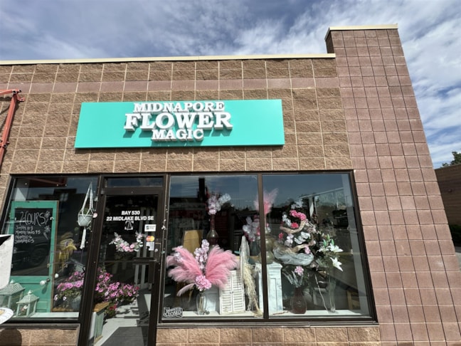 Channel Letters | Retail | Midnapore Flower Magic Channel Letter Sign Installation