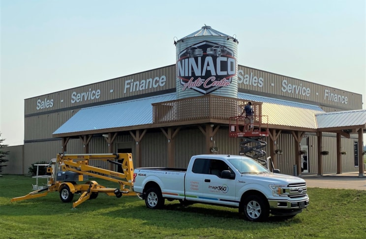 Storefront & Building Channel Letters