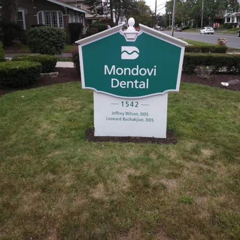 Monument Signs | Healthcare