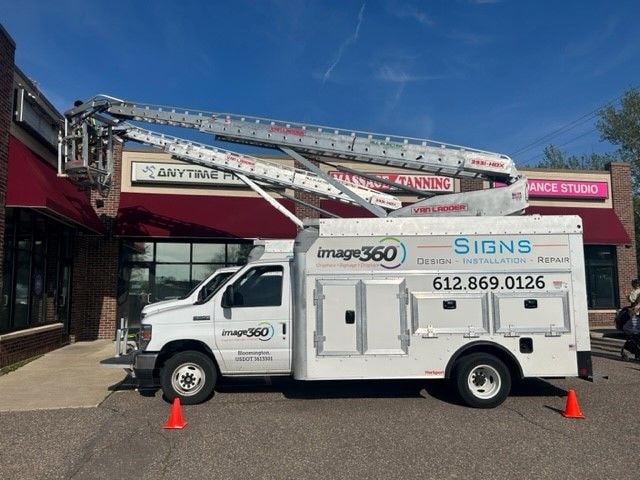 Storefront & Building Channel Letters