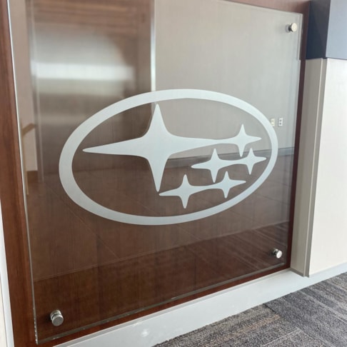 Custom Signs & Signage | Auto Dealerships & Repair