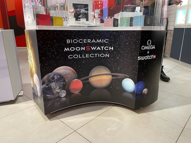 Custom Decals, Wraps & Lettering