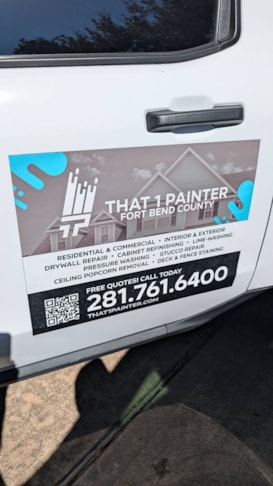 Magnetic Car Signs for That 1 Painter