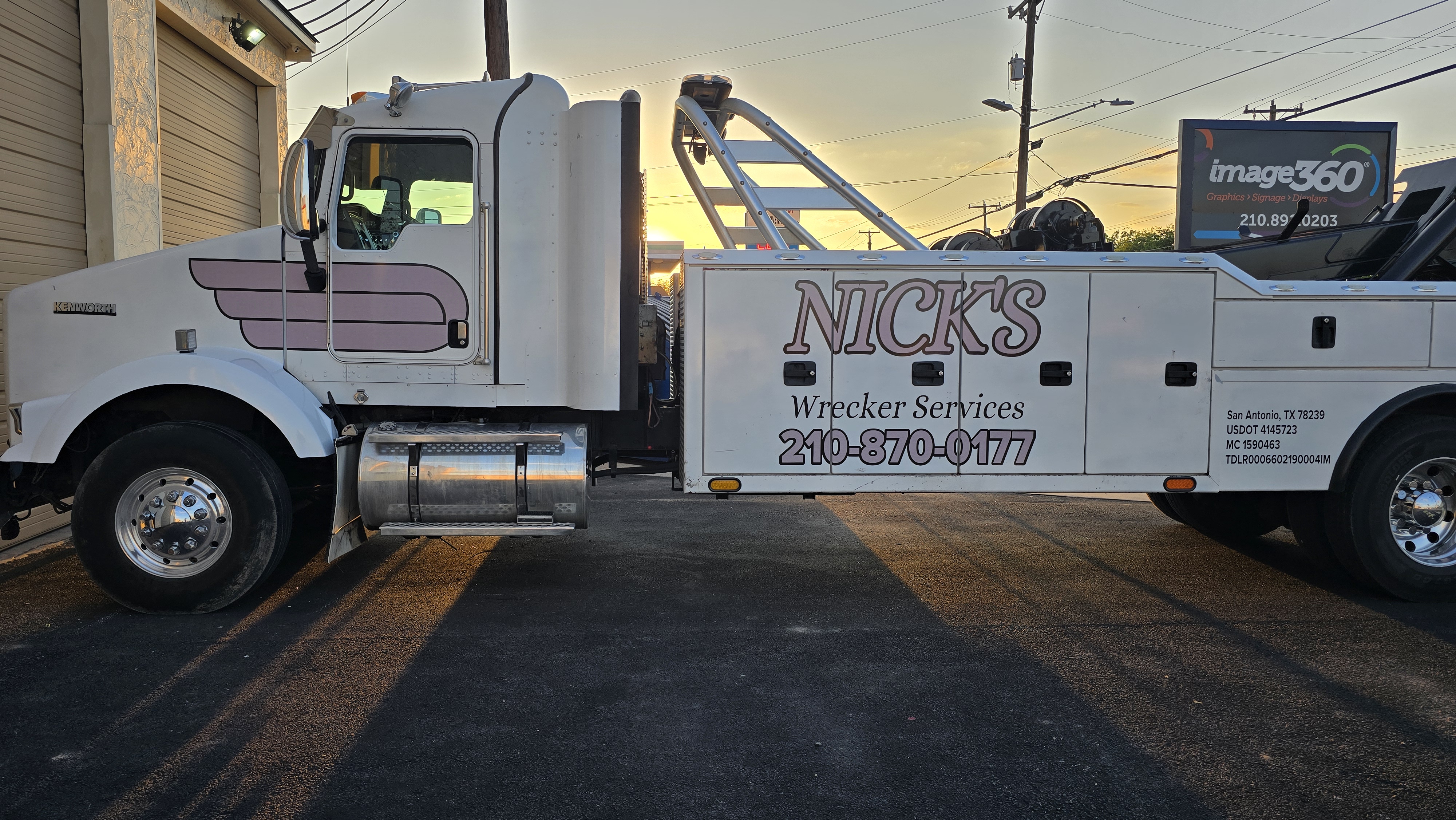 Vehicle Graphics & Lettering | Transportation, Logistics, & Distribution | San Antonio, TX | Vinyl