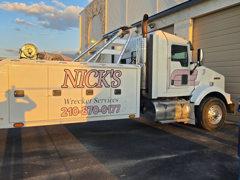 Vehicle Graphics & Lettering | Transportation, Logistics, & Distribution | San Antonio, TX | Vinyl