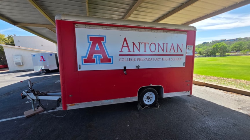 Vehicle Graphics & Lettering