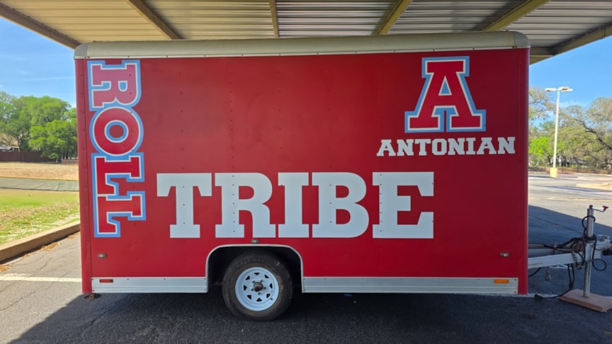 Vehicle Graphics & Lettering