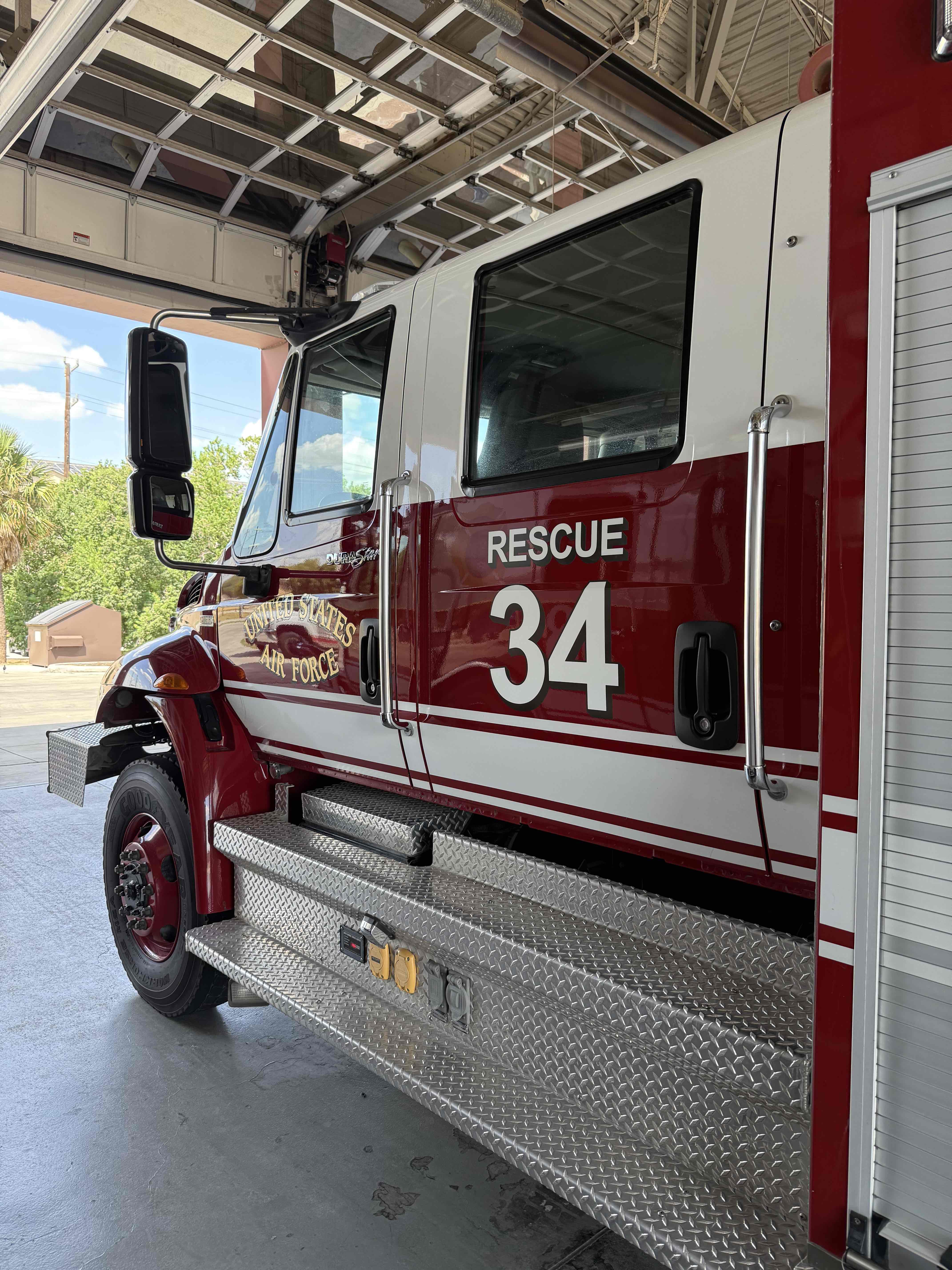 Vehicle Graphics & Lettering | Government & Public Office Signs | JBSA San Antonio, TX