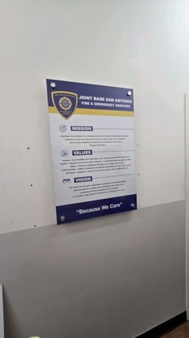 Custom Acrylic & Plastic Displays