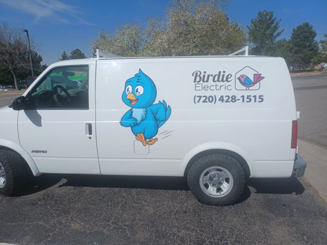 Vehicle Graphics & Lettering