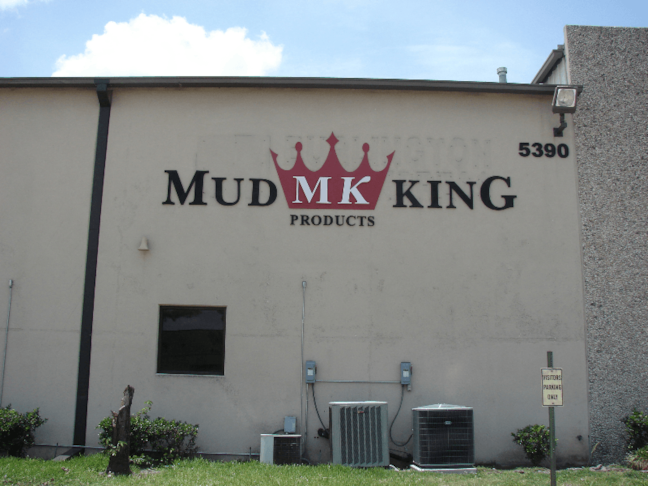 3D Signs & Dimensional Letters