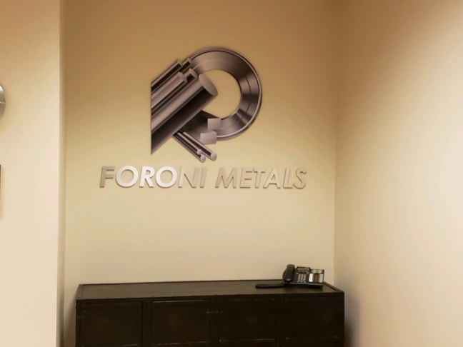 3D Signs & Dimensional Letters