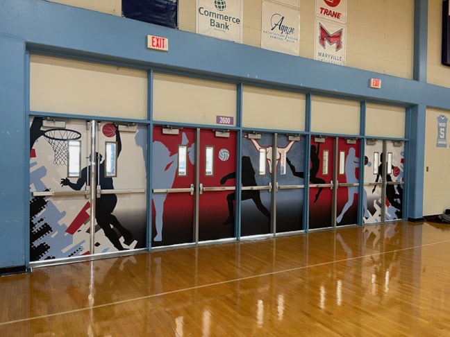 Wall Murals & Graphics