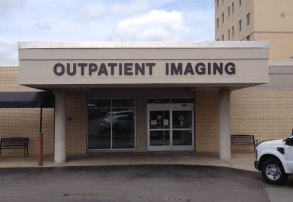  - image360-hendersonvilleTN-channelletters-outpatient