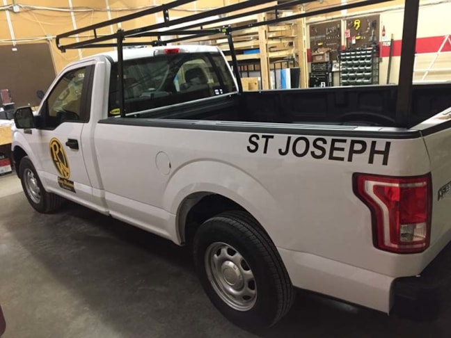 Fleet Graphics for Reeves-Wiedeman in Kansas City, Missouri