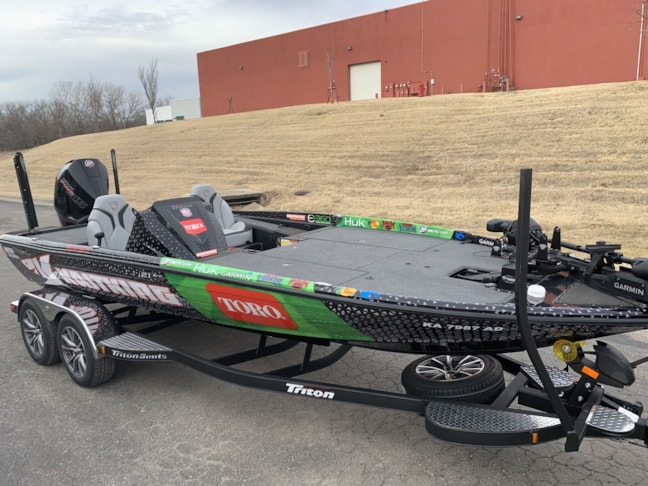 Custom Boat Wrap for Brett Chapman Fishing