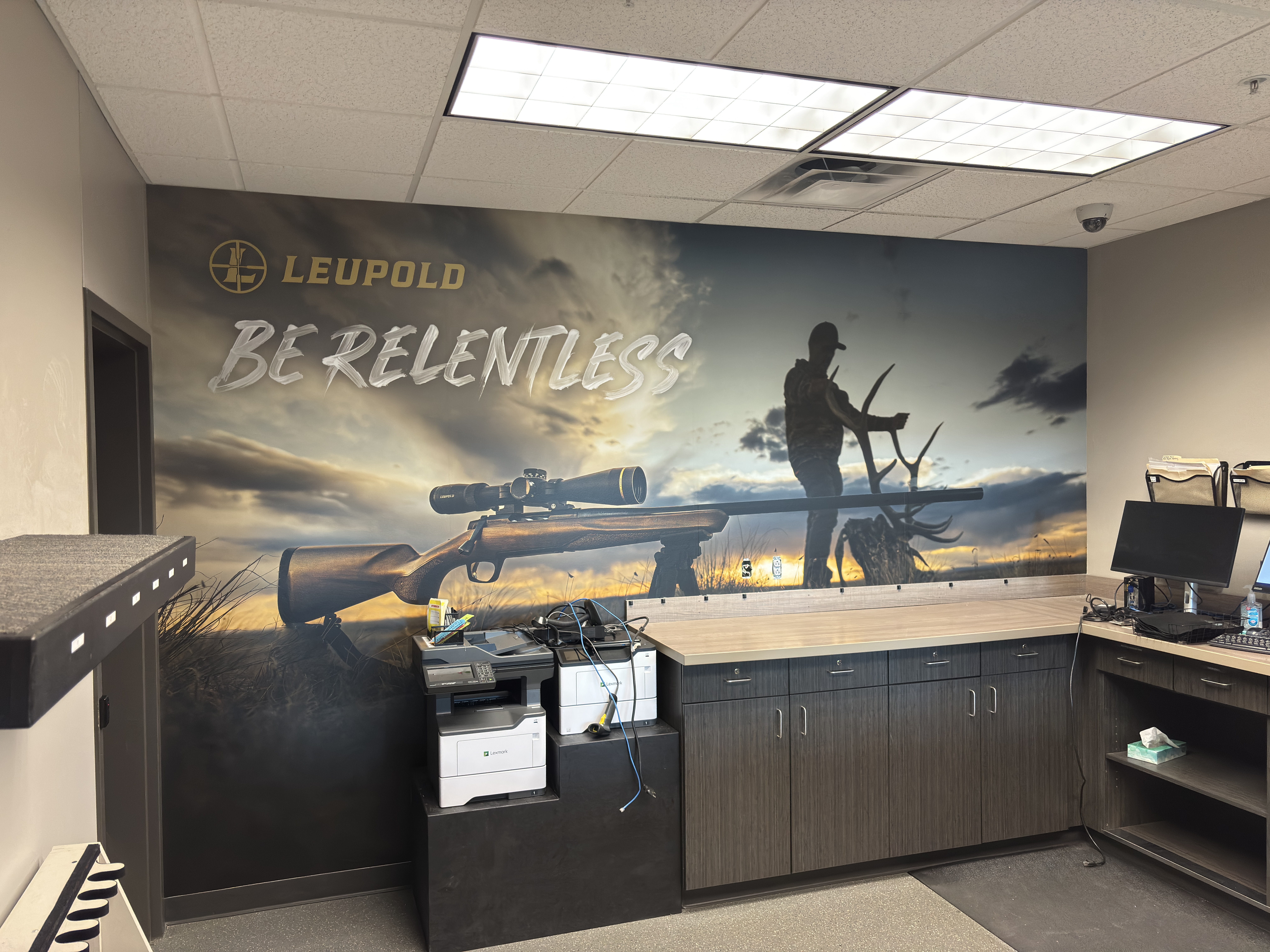 Wall Murals & Graphics