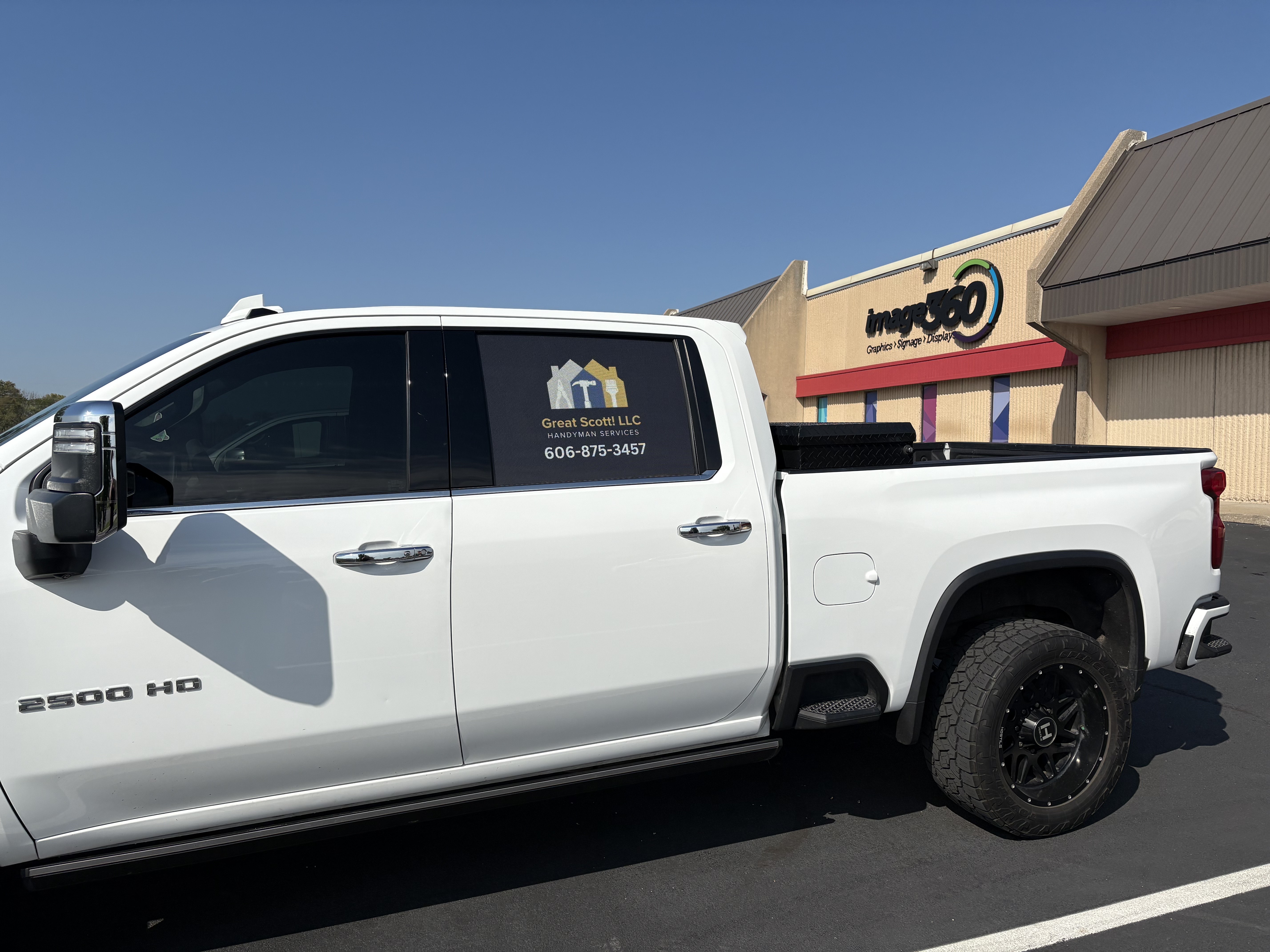 Vehicle Graphics & Lettering