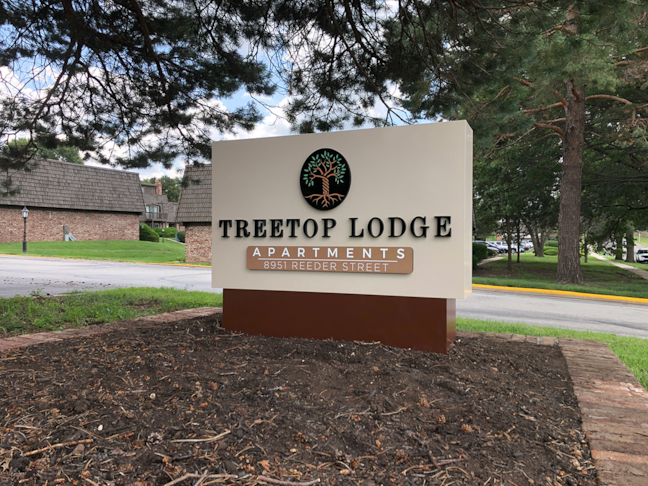 Aluminum Monument Sign with Dimensional Logo and Lettering for Treetop Lodge Apartments in Overland Park, Kansas