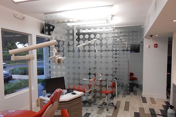  - Image360-Lauderhill-FL-Window-Graphics-Healthcare-Orthodontics
