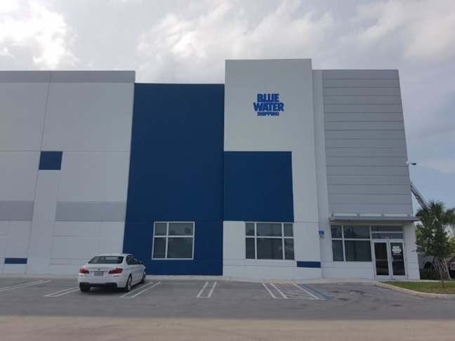 3D Signs & Dimensional Letters & logos