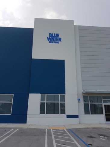 3D Signs & Dimensional Letters & logos