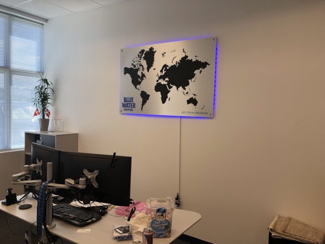 Edgelit and Backlit Signs