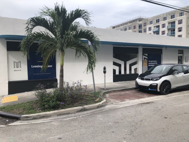 Window Decals, Signage & Graphics