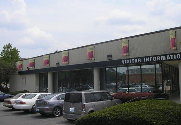  - Image360-Lexington-KY-Boulevard-Banner-Visitor-Center