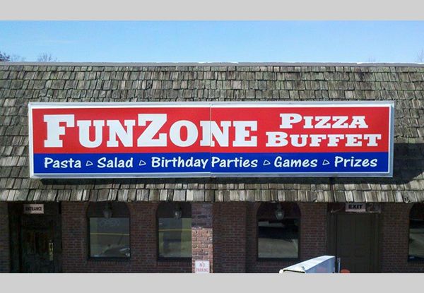  - Image360-Lexington-KY-Lightbox-Restaurant-FunZone