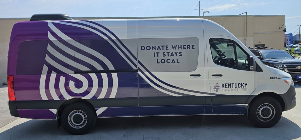 Vehicle Graphics & Lettering | Kentucky Blood Center