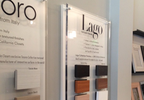 Acrylic Display Lago