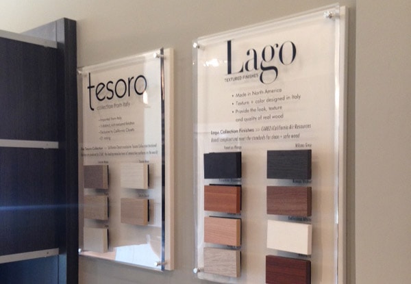 Acrylic Display Lago