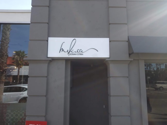 3D Signs & Dimensional Letters