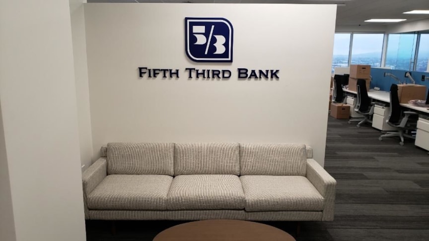 3D Signs & Dimensional Letters