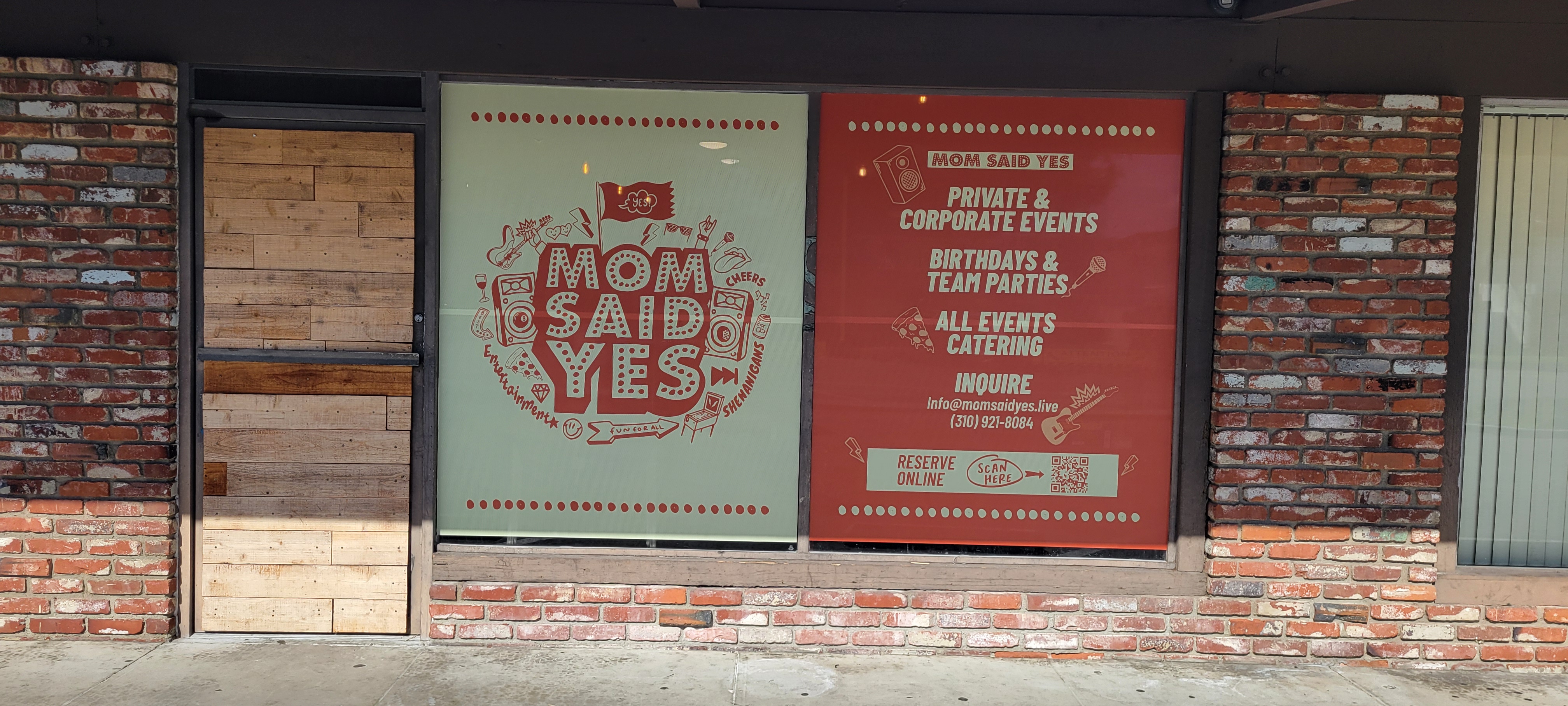 Window Graphics | Vinyl