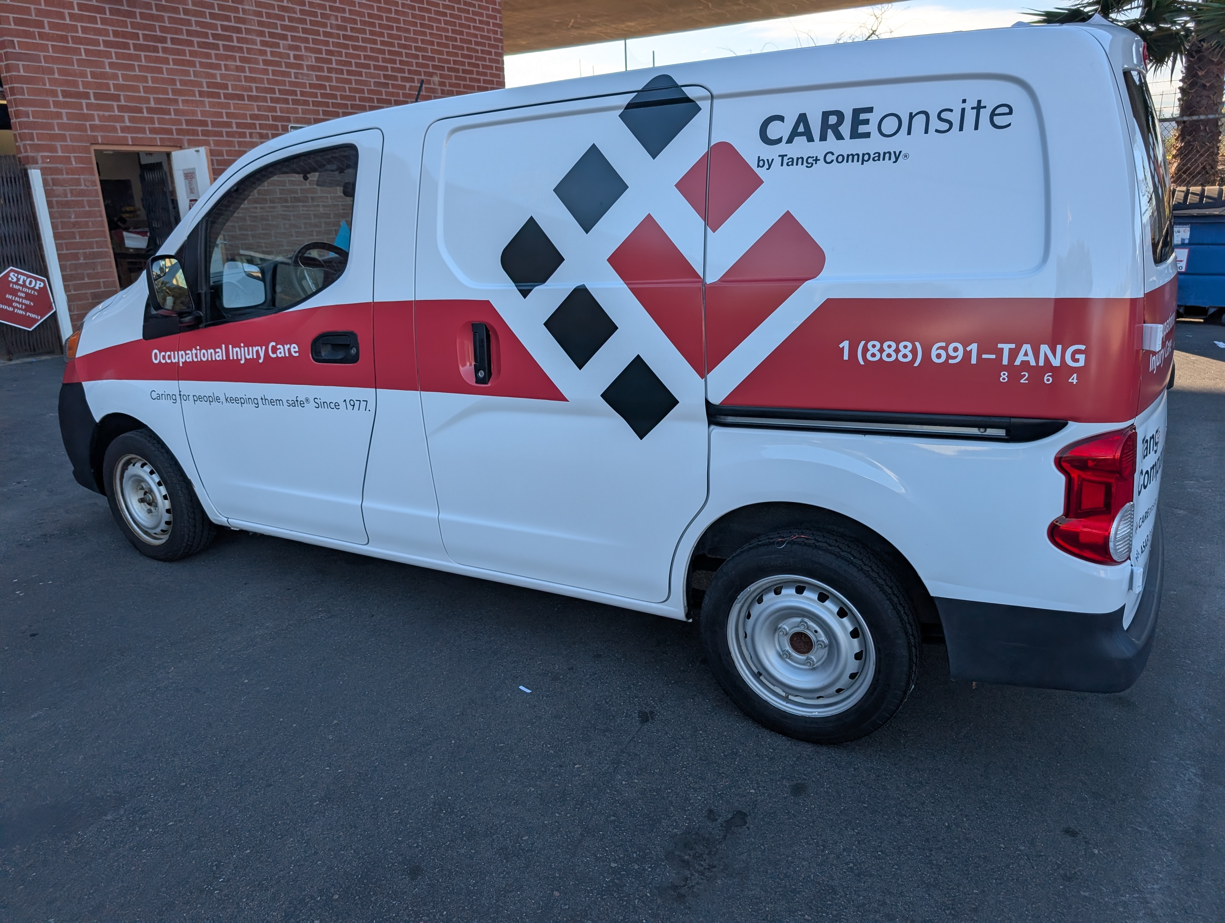 Vehicle Graphics & Lettering | Vinyl