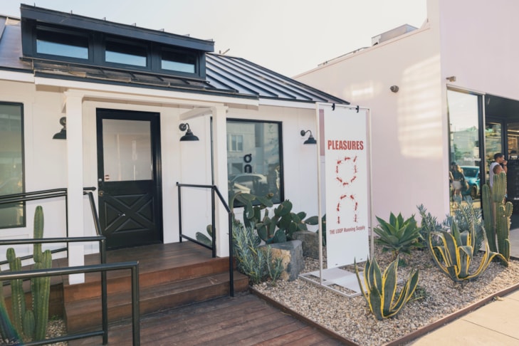 Fabric & Vinyl Outdoor Banners