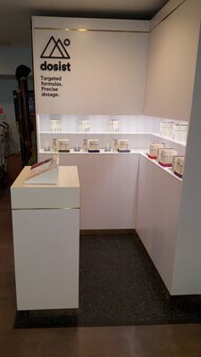 dosist los angeles 3d dimensional black acrylic piano black glossy.jpg