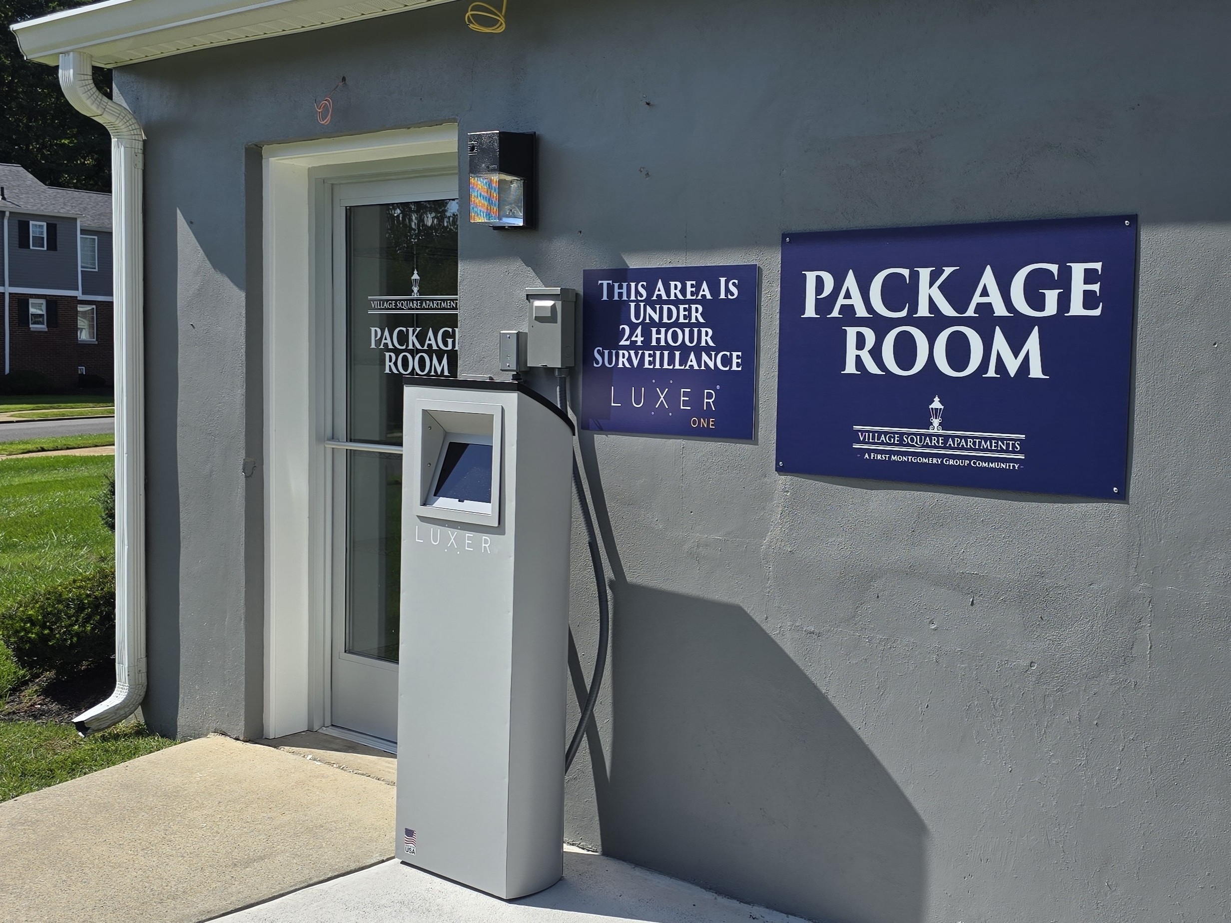 2D Exterior Signs | Property Management | Aluminum