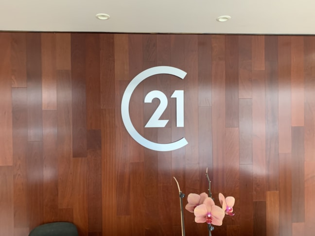 Dimensional Letters (Interior)