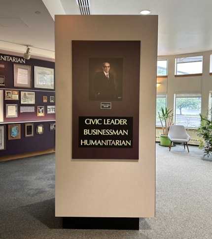 Dimensional Letters (Interior)