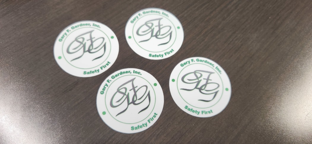 Custom Decals, Wraps & Lettering