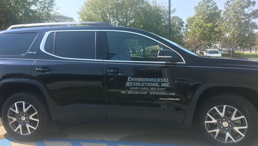 Environmental Resolutions decided to go with a minimalistic graphic this time for their vehicle.