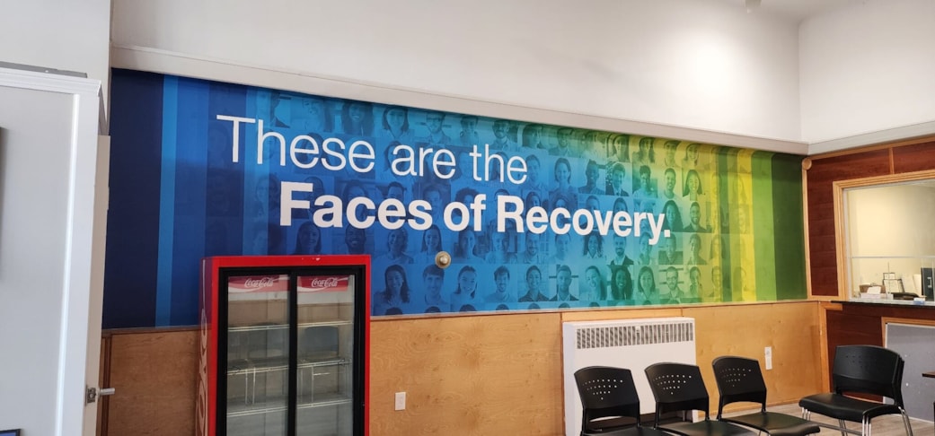 Graphics & Wall Murals