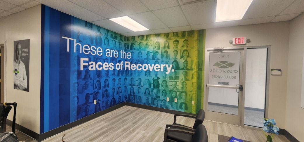 Graphics & Wall Murals