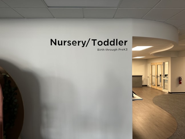 Graphics & Wall Murals