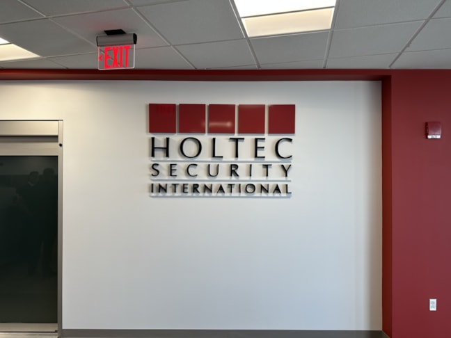 3D Signs & Dimensional Letters