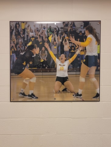 Custom Acrylic & Plastic Displays